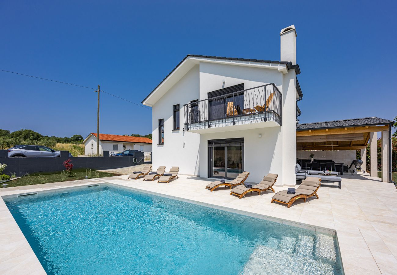 Villa a Vintijan - Villa Enja for 8 people near Pula with private pool & pet friendly