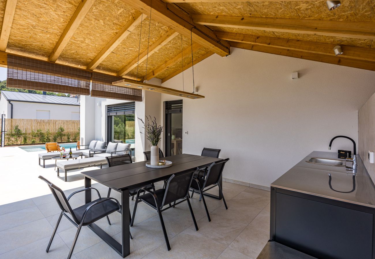 Villa a Vintijan - Villa Enja for 8 people near Pula with private pool & pet friendly