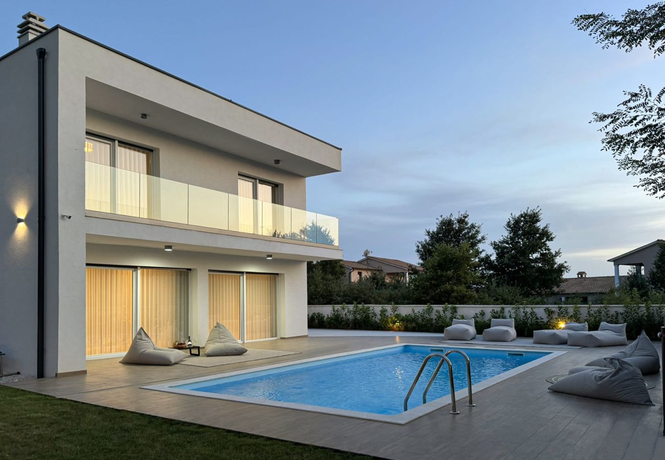 Villa a Bibici - Villa Nobel in Central Istria for 6 adults with private heated pool - only for adults