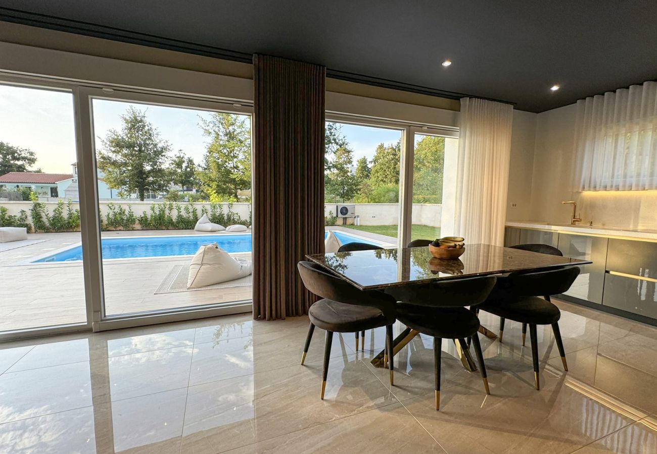 Villa a Bibici - Villa Nobel in Central Istria for 6 adults with private heated pool - only for adults