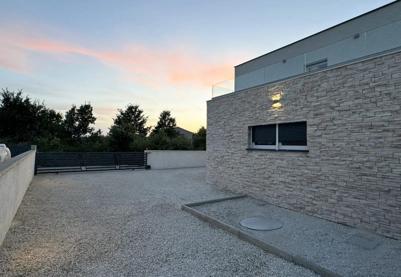 Villa a Bibici - Villa Nobel in Central Istria for 6 adults with private heated pool - only for adults
