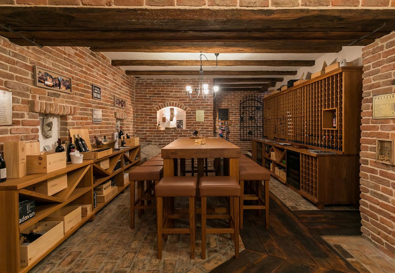 Villa a Baderna - Villa Experience for 6 people with private heated pool & pet friendly