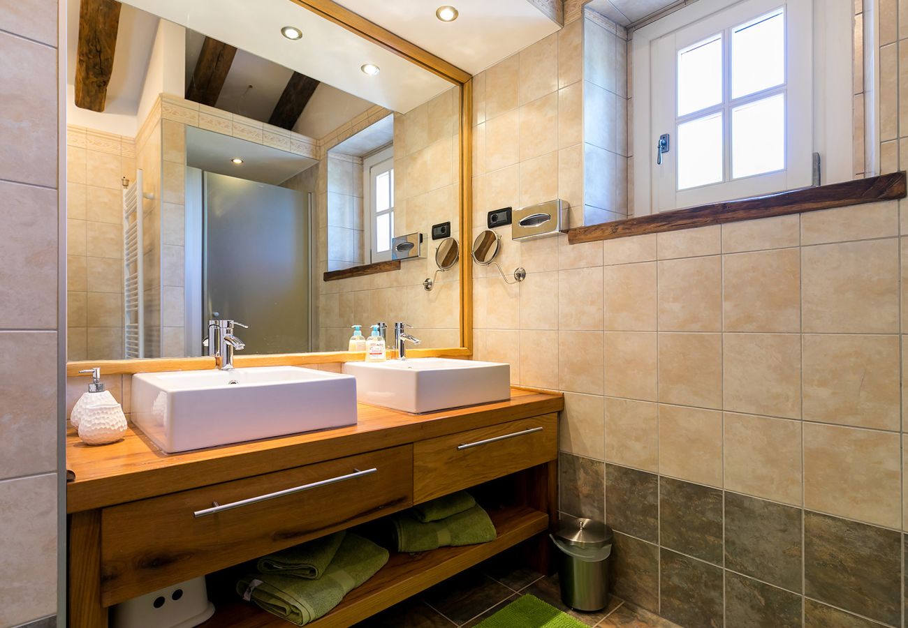 Villa a Baderna - Villa Experience for 6 people with private heated pool & pet friendly