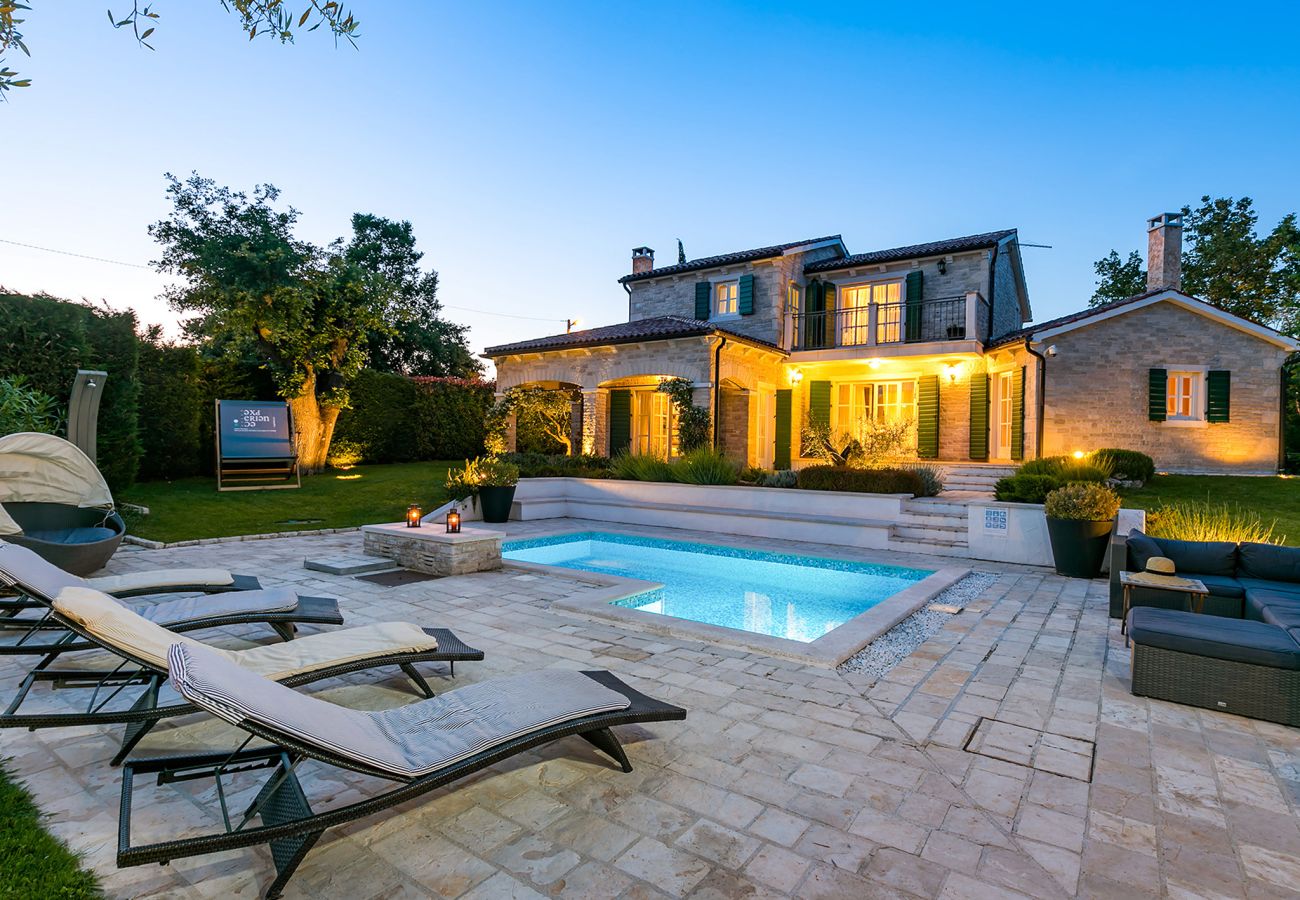 Villa a Baderna - Villa Experience for 6 people with private heated pool & pet friendly