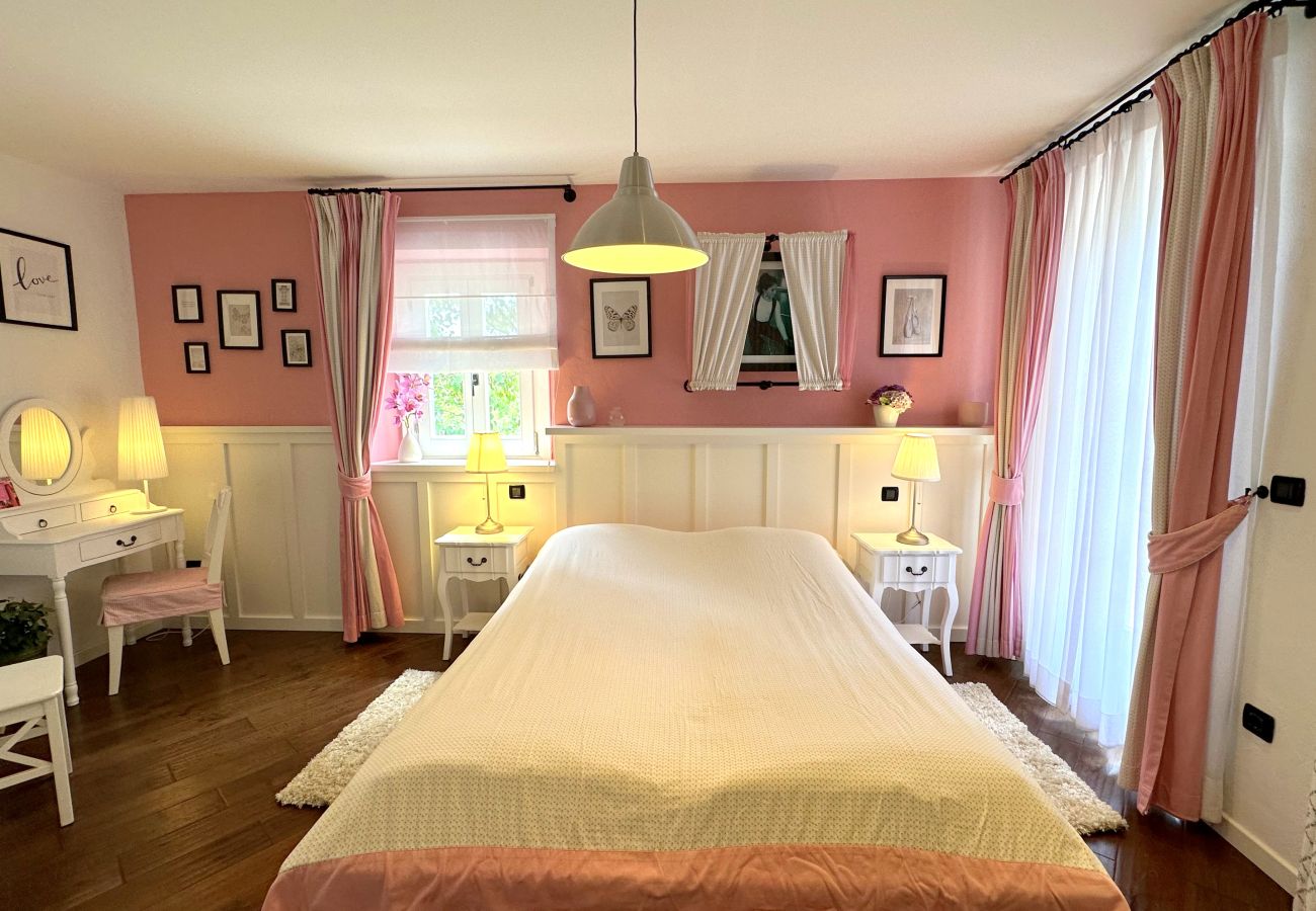 Villa a Baderna - Villa Experience for 6 people with private heated pool & pet friendly