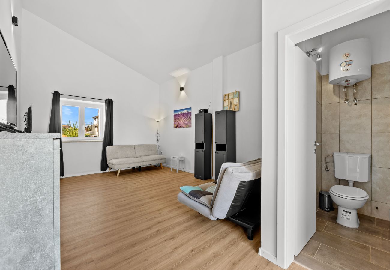 Villa a Rebici - Villa Renata for 11 people with private heated pool & pet friendly