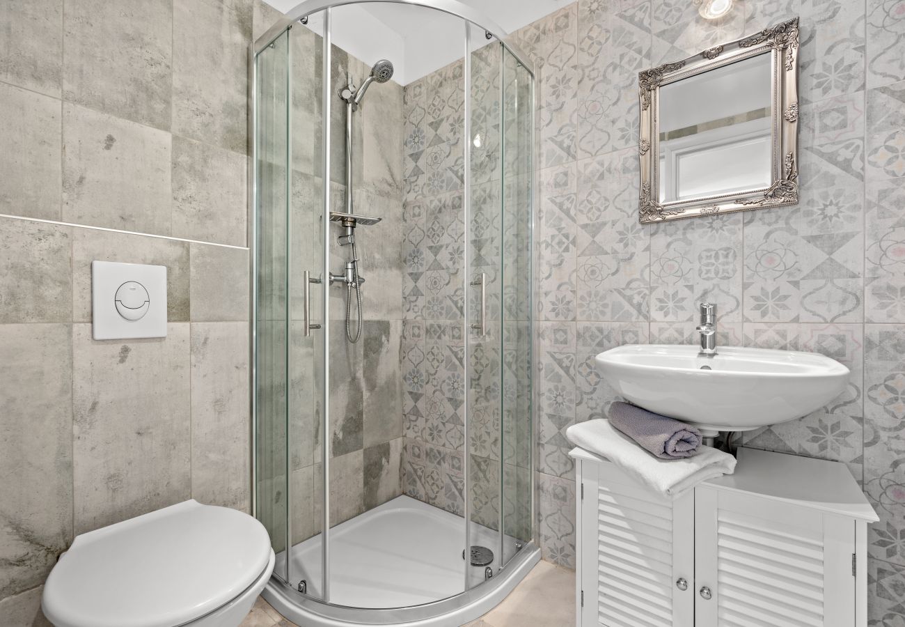 Villa a Rebici - Villa Renata for 11 people with private heated pool & pet friendly