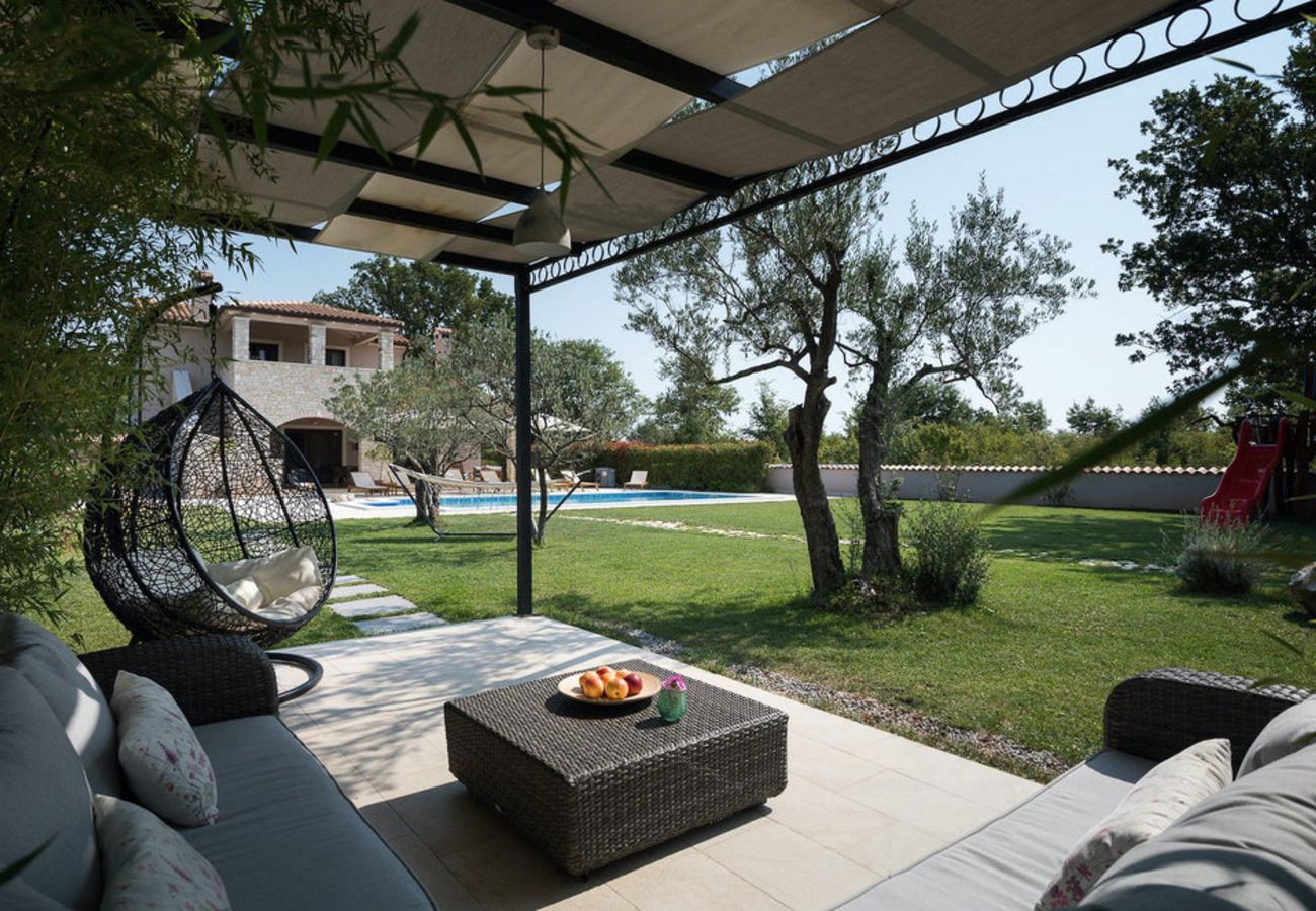 Villa a Veliki Vareški - Villa Campi for 10 persons near Pula with large garden, private golf and tennis court, kids playground & wellness area 