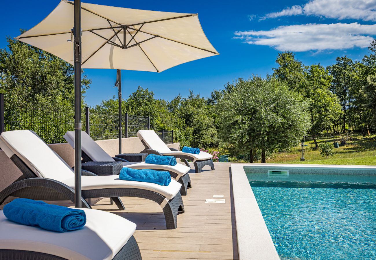 Villa a Rakalj - Villa Noela in Rakalj for 6 persons with large garden, kids playground - only 2,5 km from beach