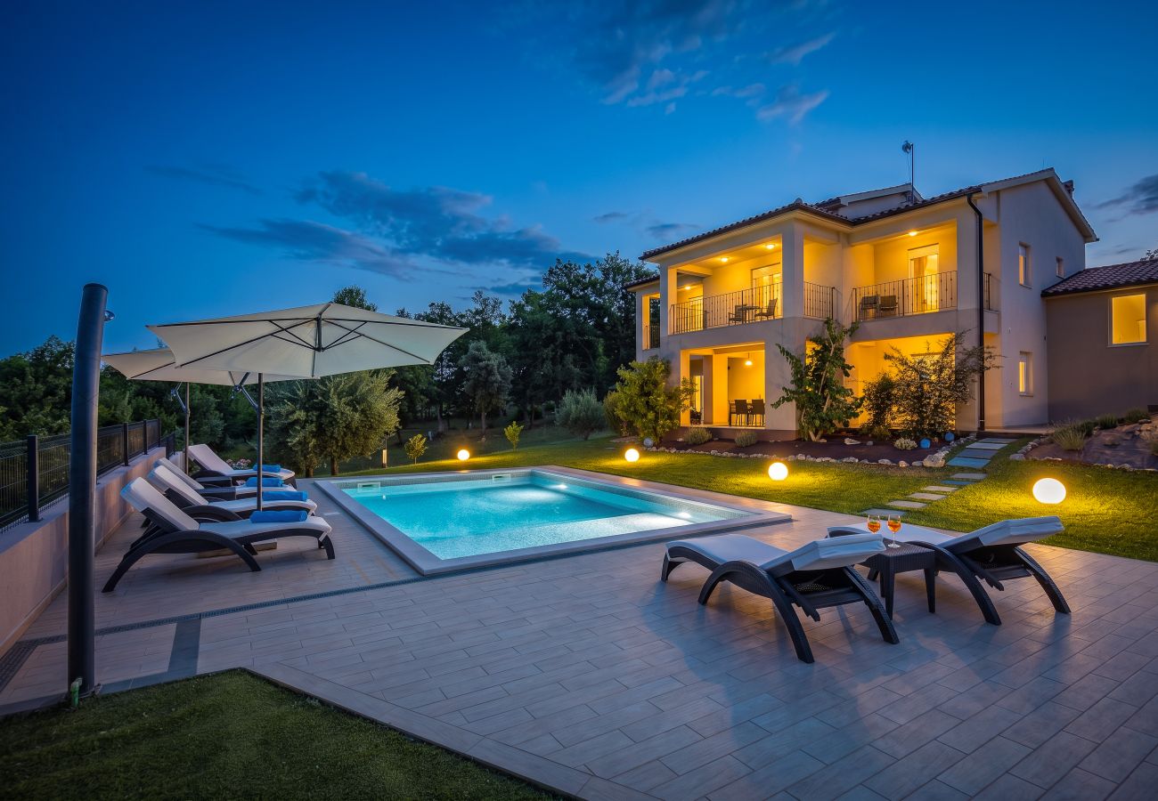 Villa a Rakalj - Villa Noela in Rakalj for 6 persons with large garden, kids playground - only 2,5 km from beach