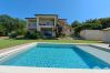 Villa a Rakalj - Villa Noela in Rakalj for 6 persons with large garden, kids playground - only 2,5 km from beach