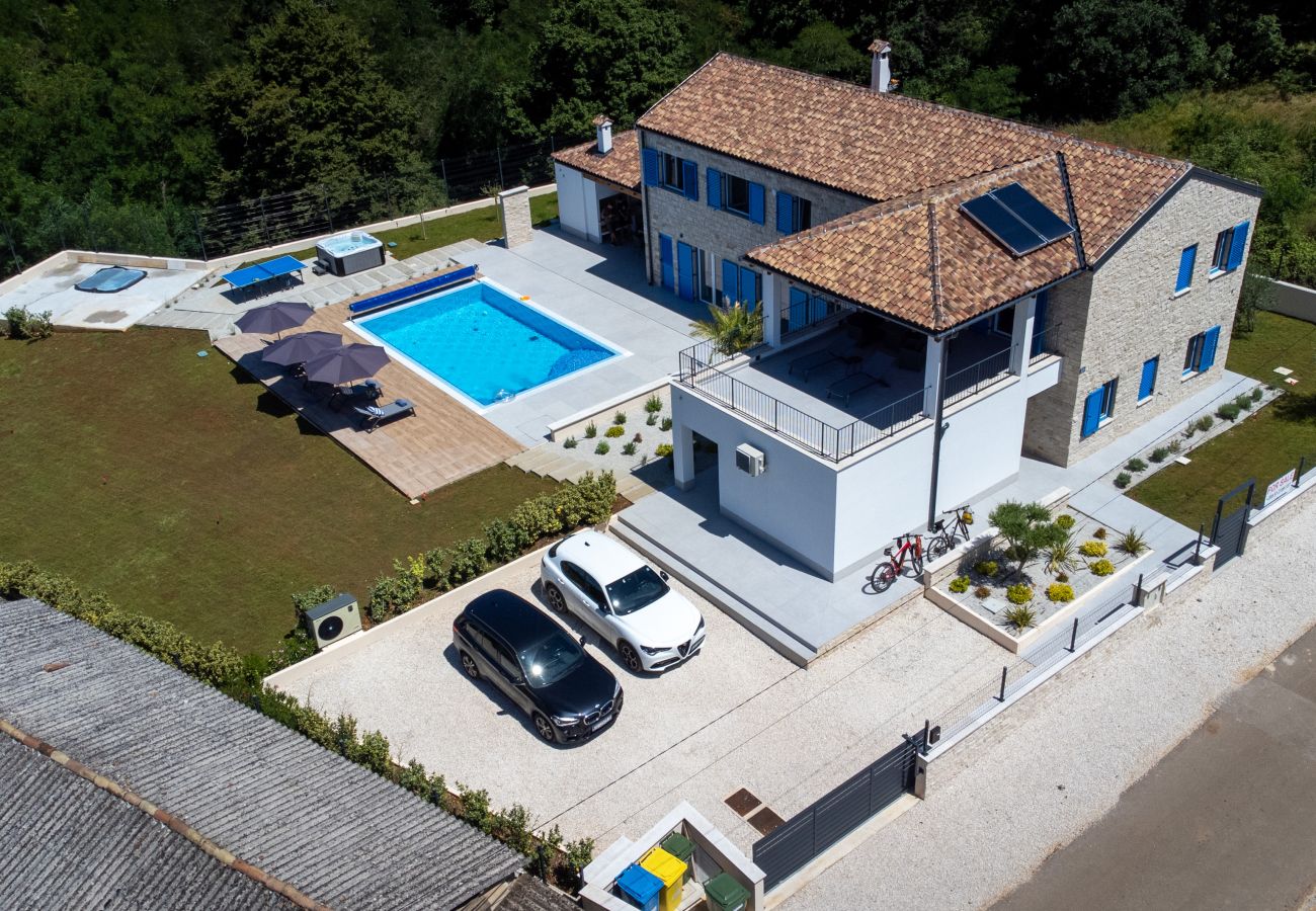 Villa a Rapavel - Villa Blue Moon for 9 persons near Poreč with 42 m2 heated pool, wellness, kids playground & sea view