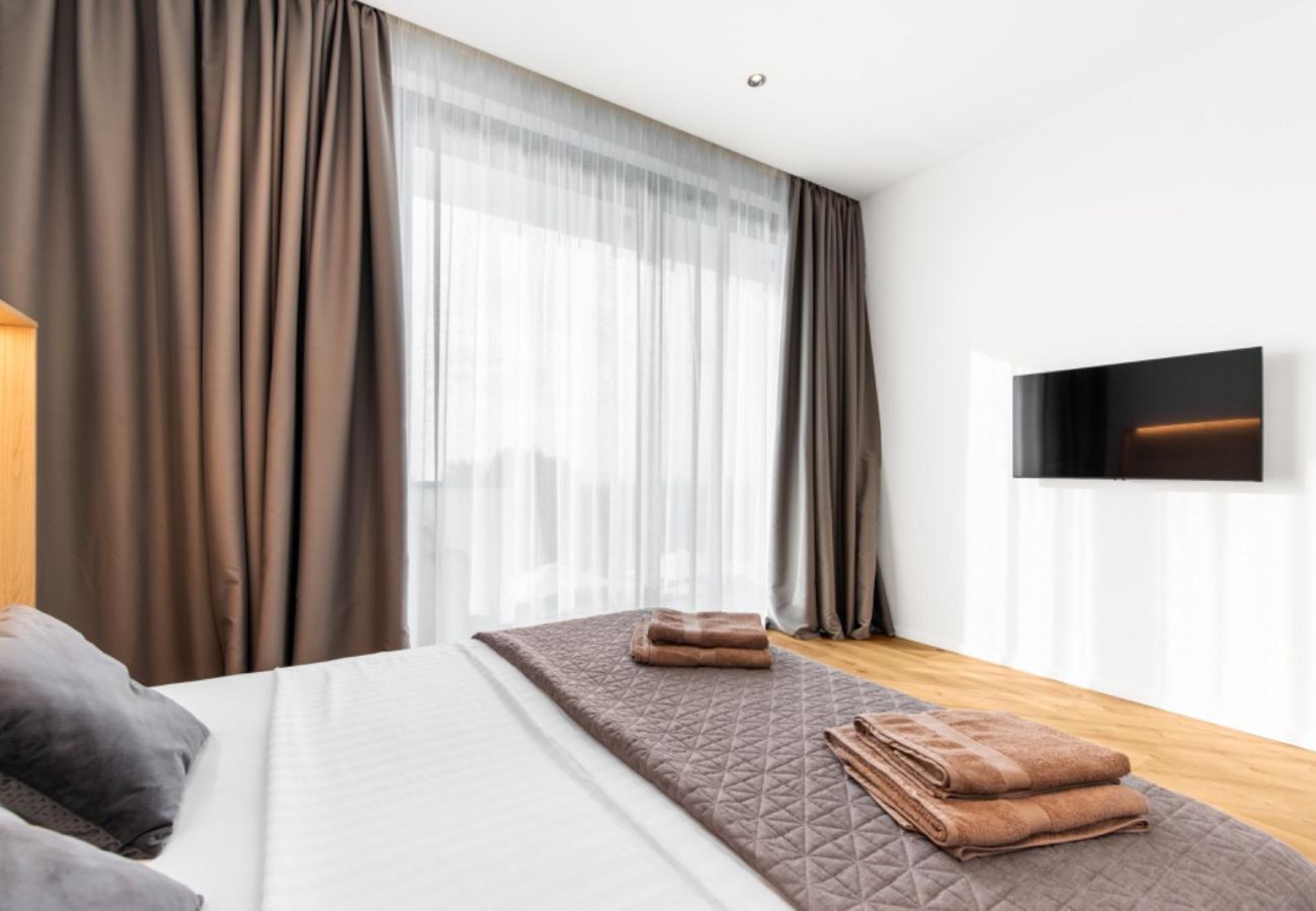 Villa a Deklici - Villa Nura for 8 persons near Poreč with 36 m2 heated pool, with sauna & sea view 