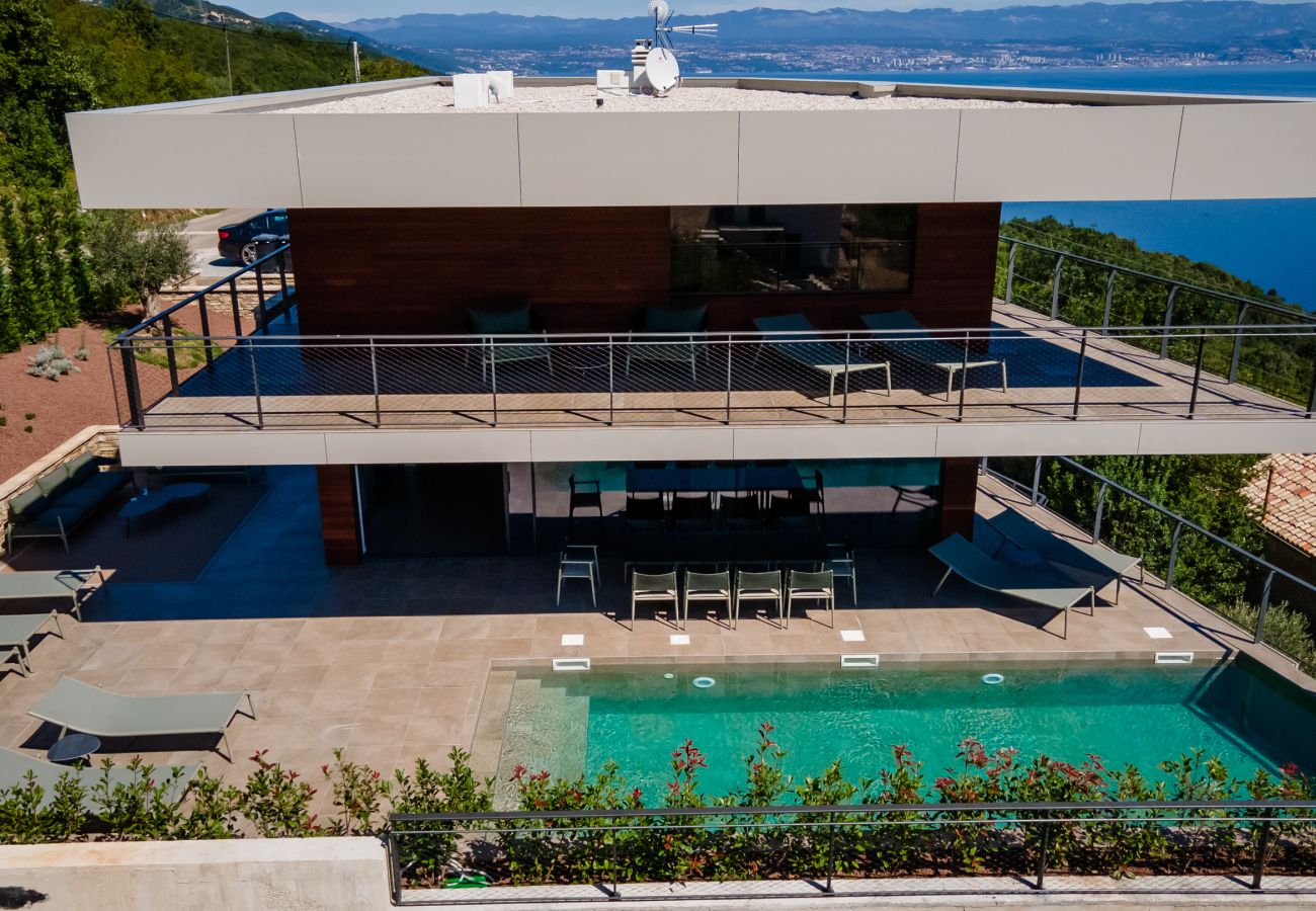 Villa a Mošcenice - Luxury Villa Vista Hills for 14 persons near Opatija with heated pool, sea view & wellness 