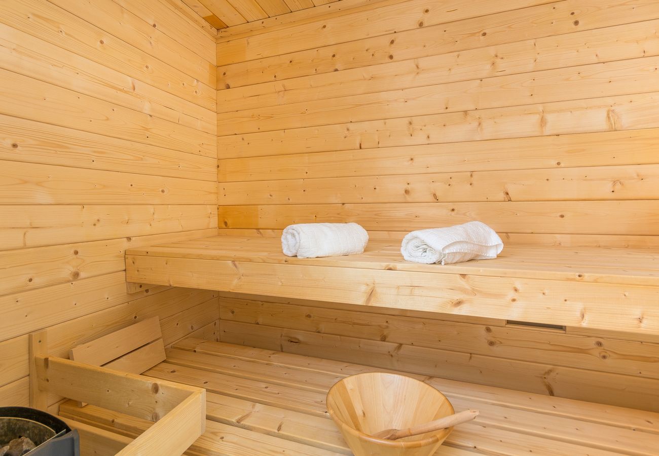 Villa a Modrušani - Villa Tre Colonne for 10 persons in Central Istria with 60 m2 private pool & sauna 