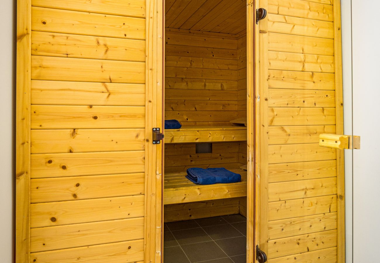 Villa a Modrušani - Villa Tre Colonne for 10 persons in Central Istria with 60 m2 private pool, mini golf & sauna 