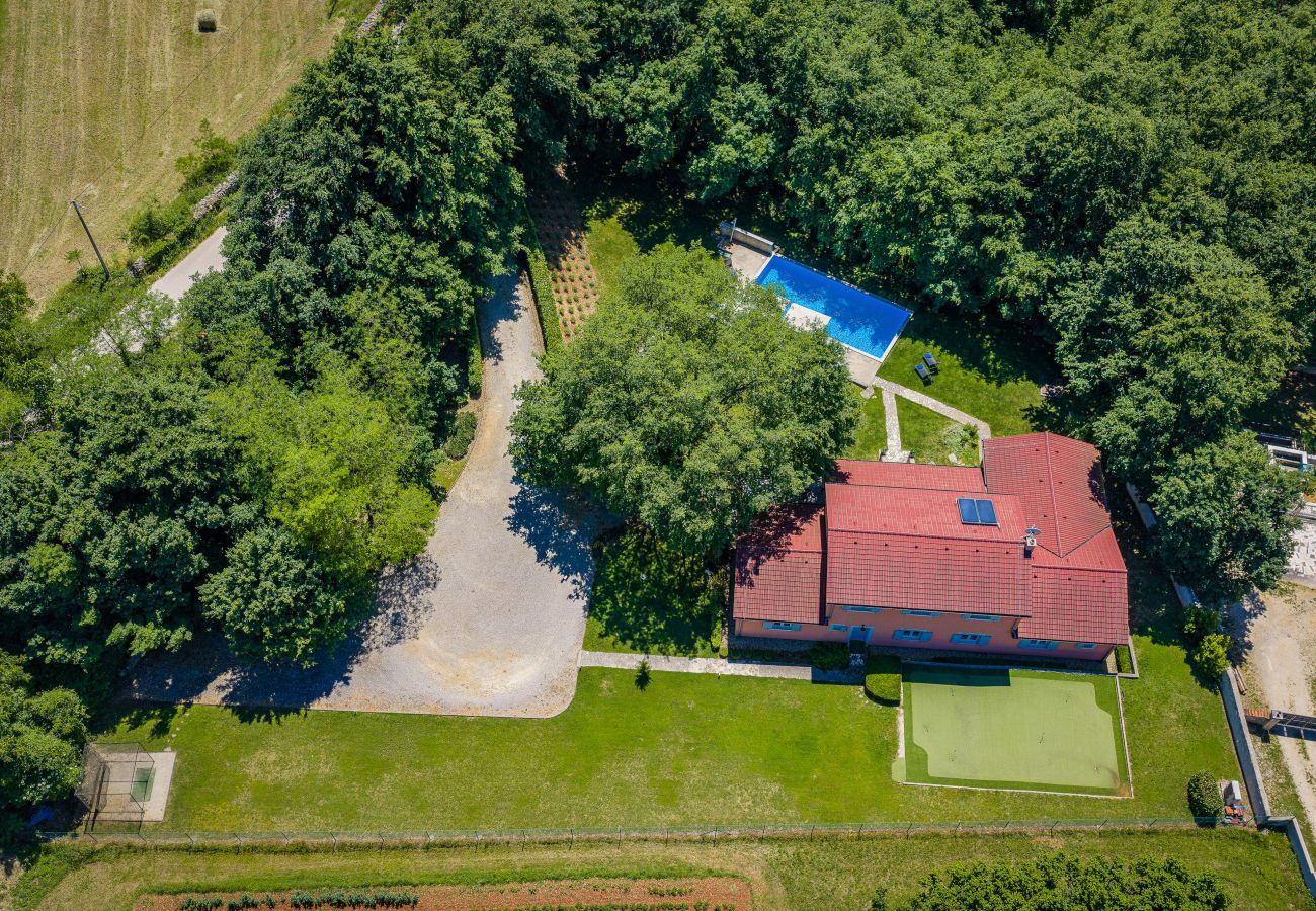 Villa a Modrušani - Villa Tre Colonne for 10 persons in Central Istria with 60 m2 private pool, mini golf & sauna 