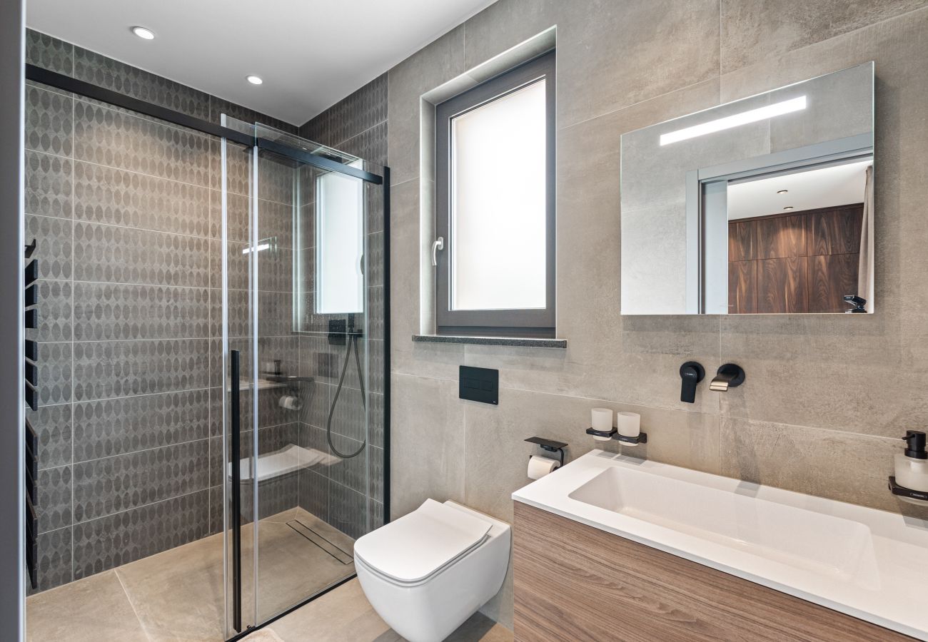 Villa a Višnjan - Villa Visignano near Poreč for 8 people with 49 m2 heated pool, wellness & sea view