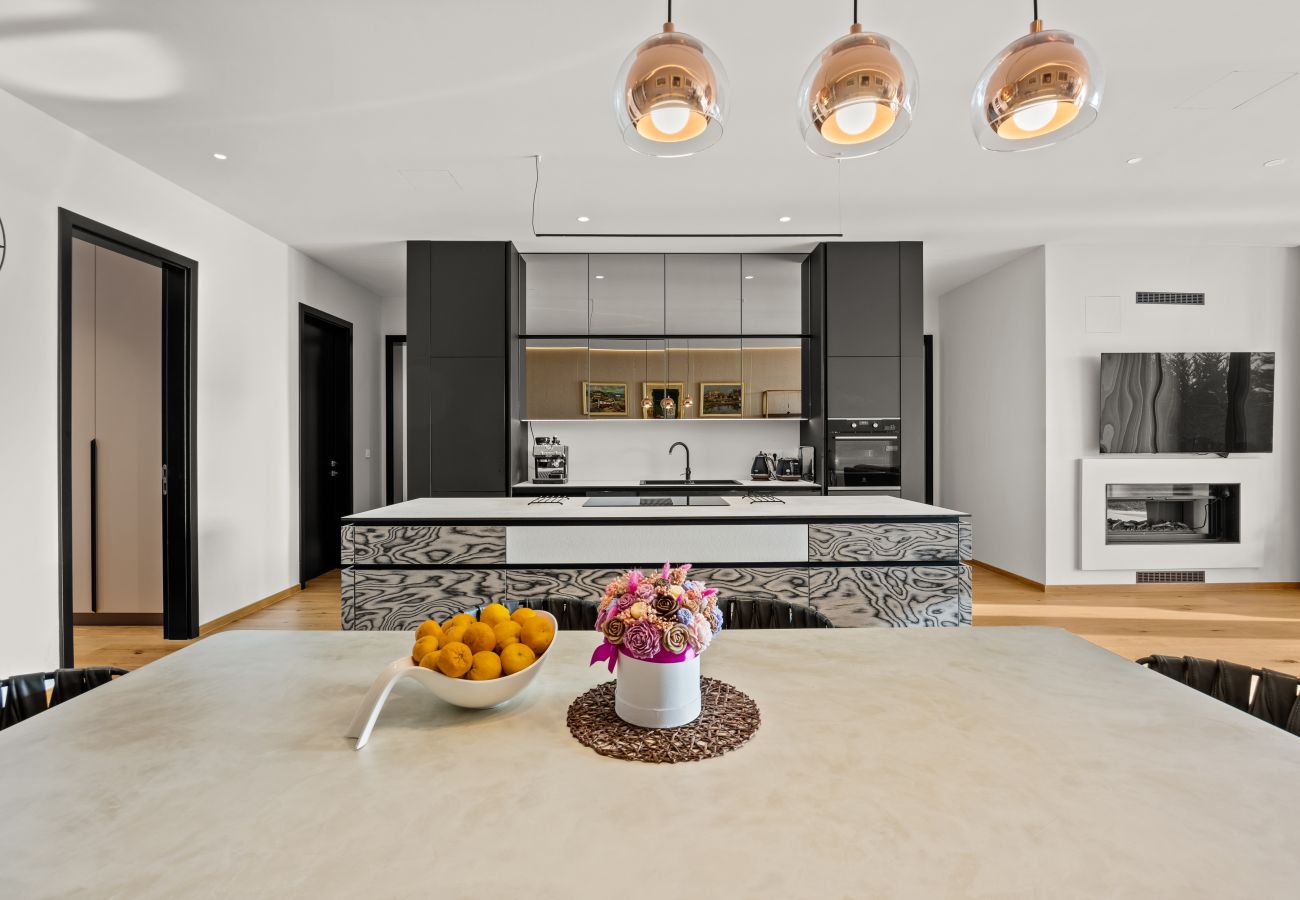 Villa a Brtonigla - Villa Miracle for 5 persons near Novigrad with wellness area, 50 m2 heated pool & sea view