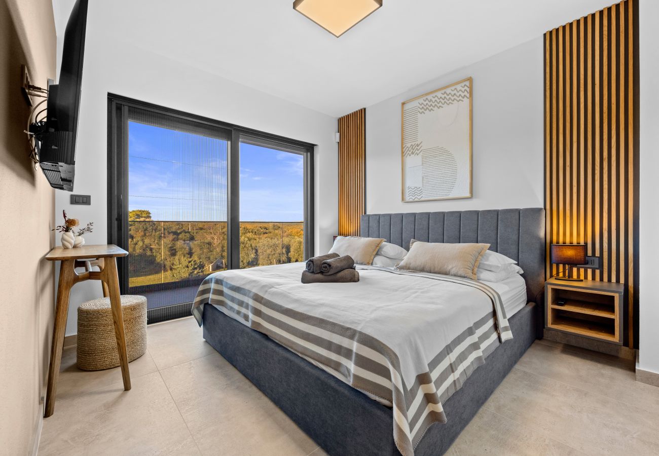 Villa a Ližnjan - Casa Carla near Medulin for 10 persons with 48 m2 heated pool and beautiful sea view - pet friendly