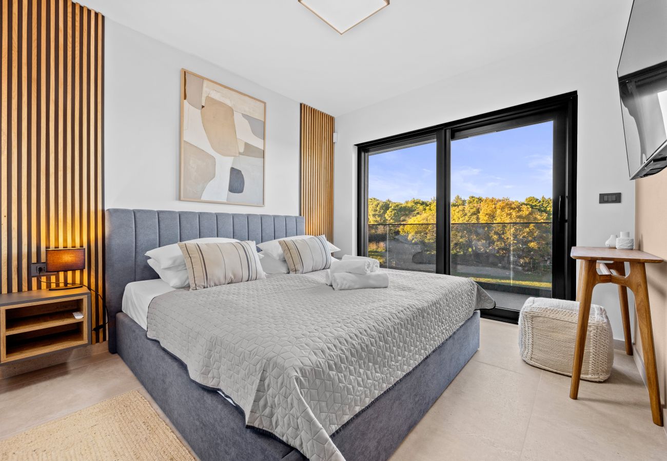 Villa a Ližnjan - Casa Carla near Medulin for 10 persons with 48 m2 heated pool and beautiful sea view - pet friendly