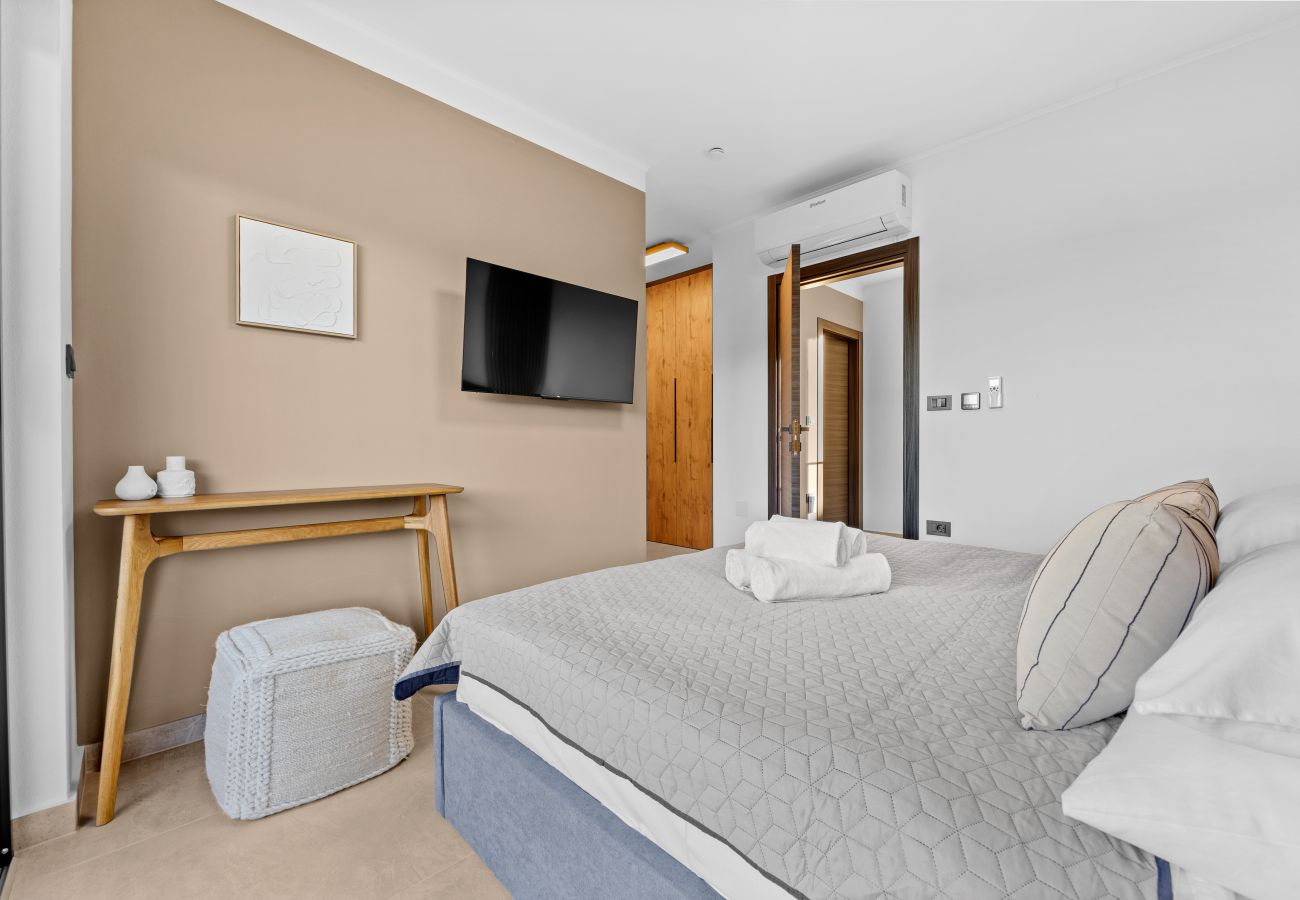 Villa a Ližnjan - Casa Carla near Medulin for 10 persons with 48 m2 heated pool and beautiful sea view - pet friendly