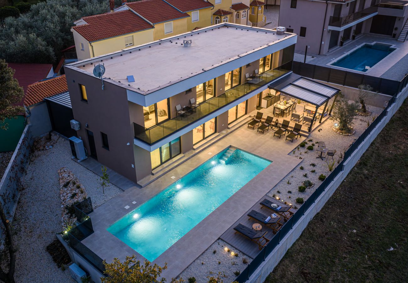 Villa a Ližnjan - Casa Carla near Medulin for 10 persons with 48 m2 heated pool and beautiful sea view - pet friendly