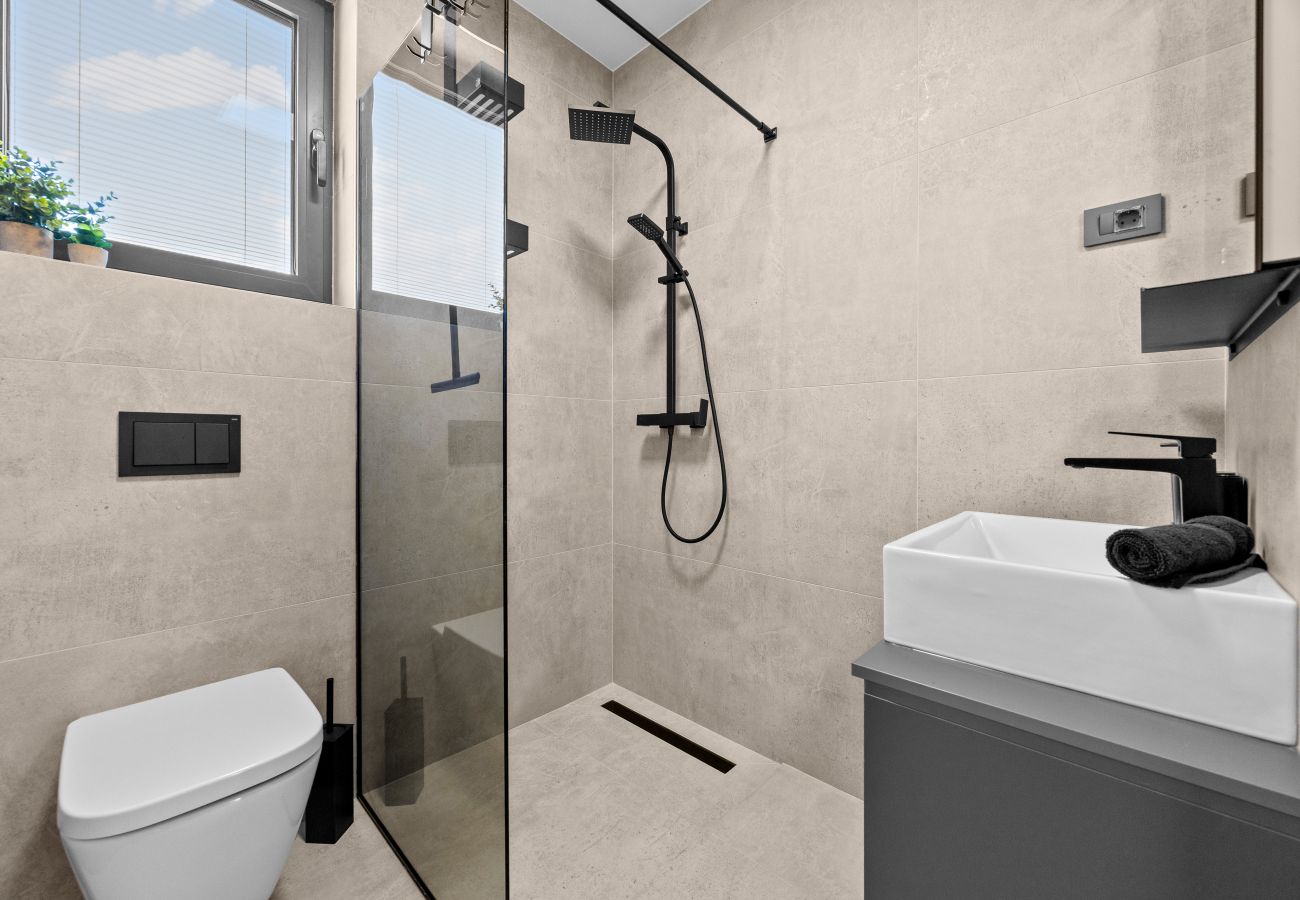 Villa a Ližnjan - Villa Malena near Medulin for 8 persons with 51 m2 heated pool, wellness & beautiful sea view