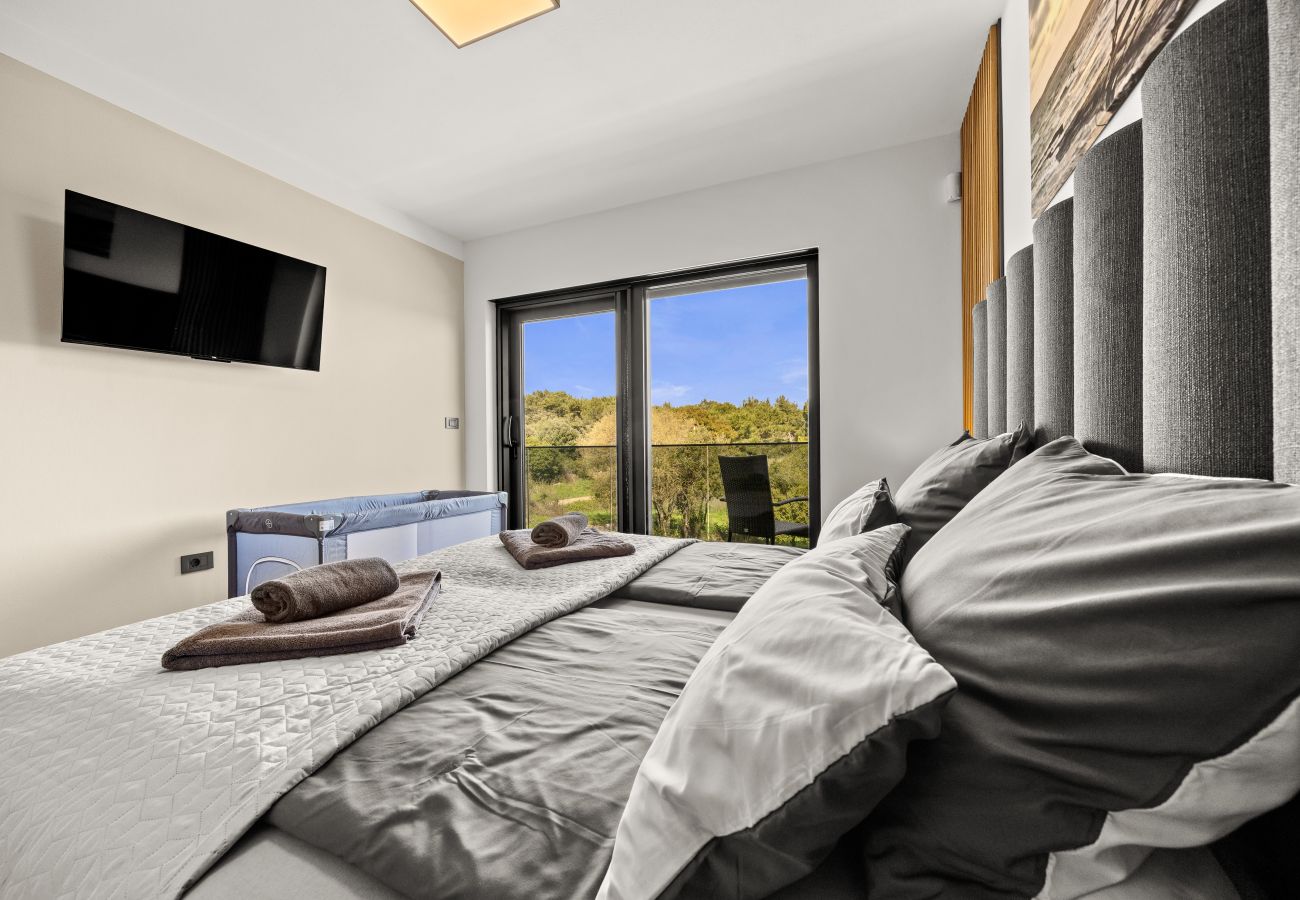 Villa a Ližnjan - Villa Malena near Medulin for 8 persons with 51 m2 heated pool, wellness & beautiful sea view