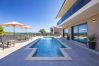 Villa a Ližnjan - Villa Malena near Medulin for 8 persons with 51 m2 heated pool, wellness & beautiful sea view
