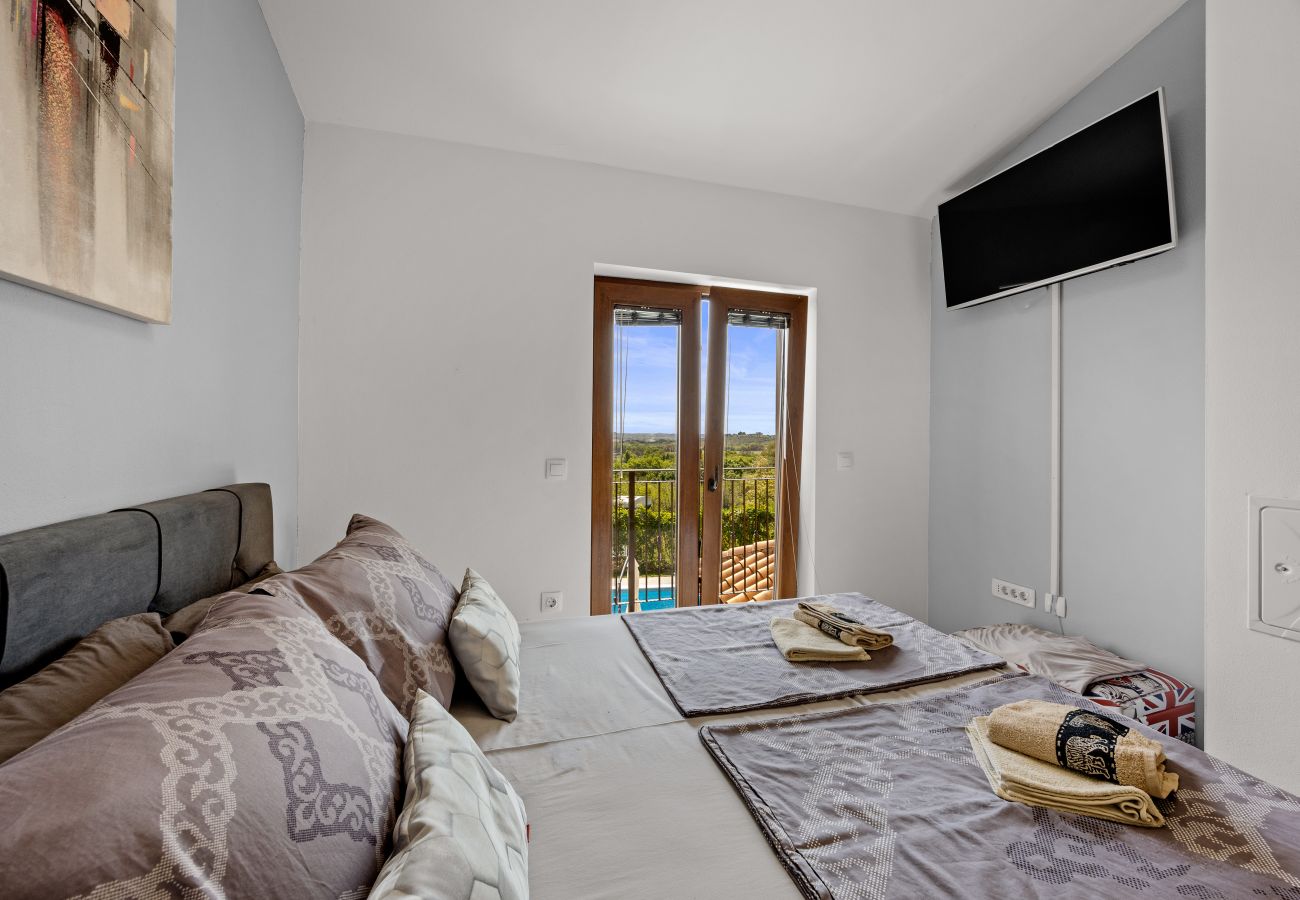 Villa a Jadreški - Villa Tramontana near Pula for 6 persons with 30m2 private pool 
