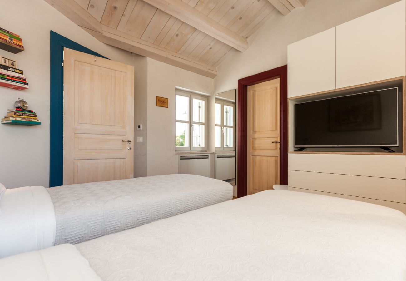 Villa a Kurili - Casa Labobina near Rovinj for 8 persons with private 32 m2 heated pool - pet friendly