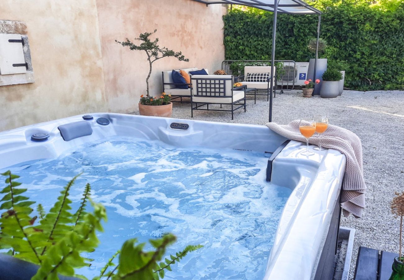 Villa a Kurili - Villa Kurili No14 near Rovinj for 7 persons with 34 m2 private pool & jacuzzi