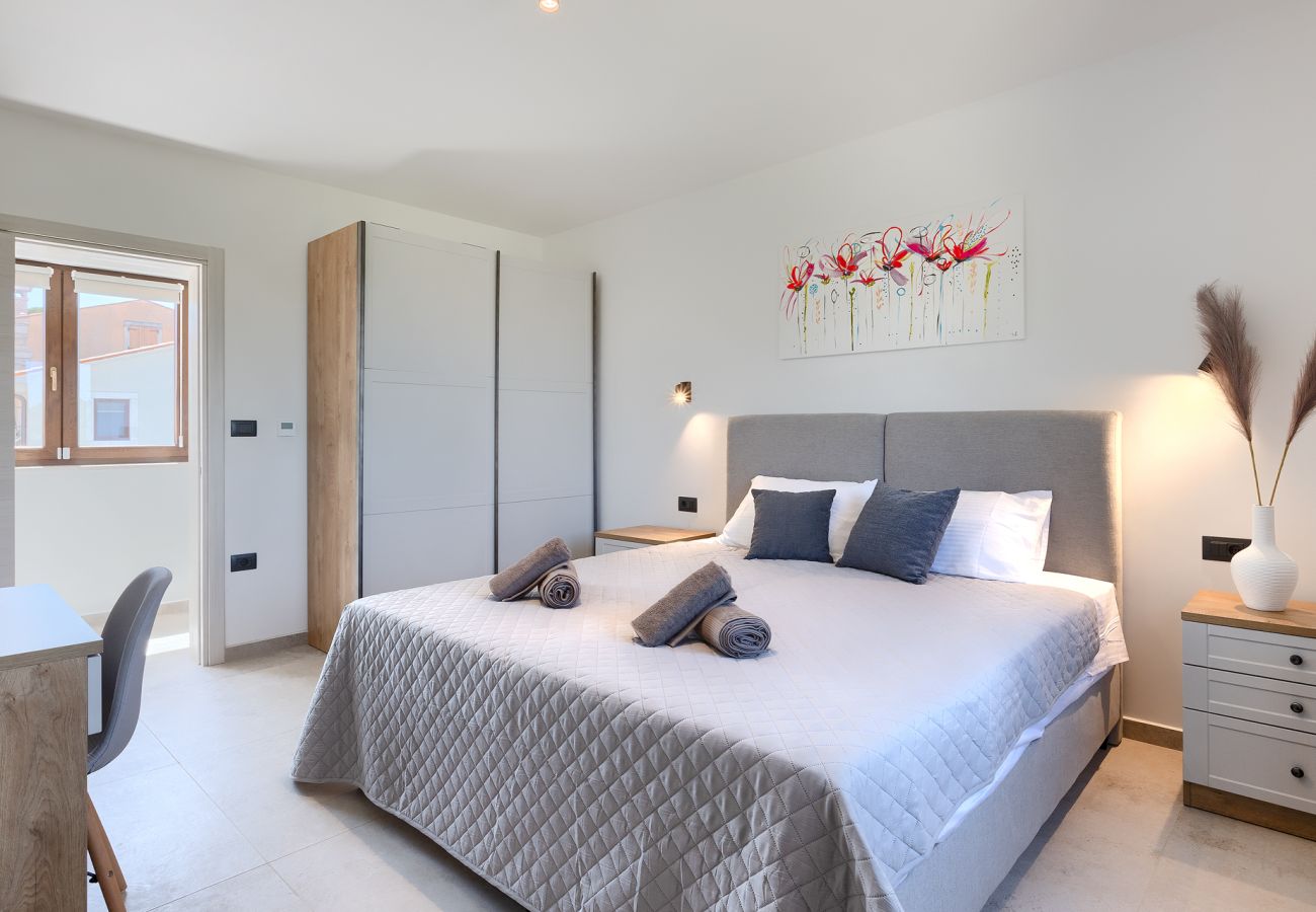 Villa a Valtura - Villa Sirola near Pula for 8 persons with 36 m2 private pool & kids activities