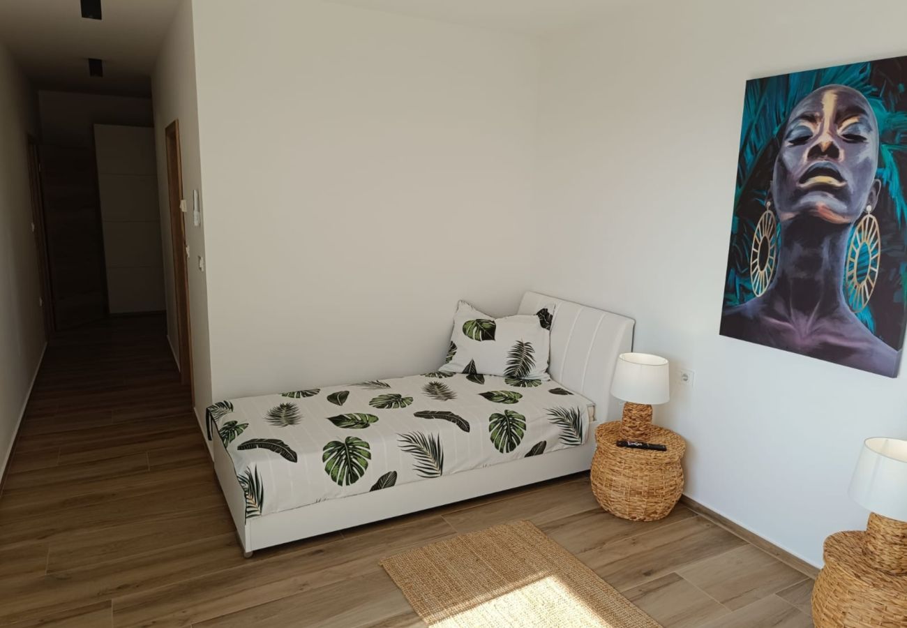 Villa a Pomer - Villa Pergosa near Medulin for 8 persons with 38 m2 pool, sea view - only 200 meters from beach