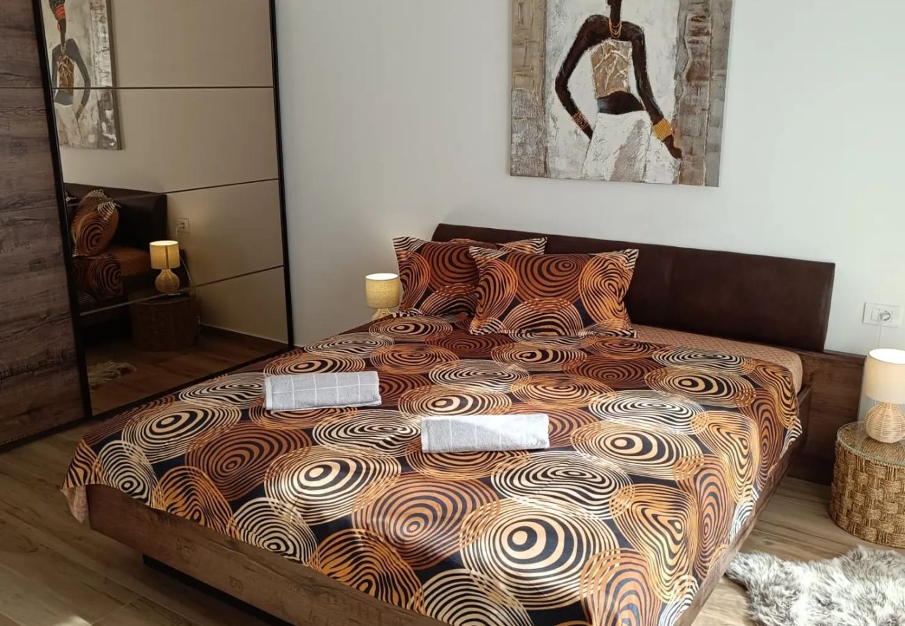 Villa a Pomer - Villa Pergosa near Medulin for 8 persons with 38 m2 pool, sea view - only 200 meters from beach