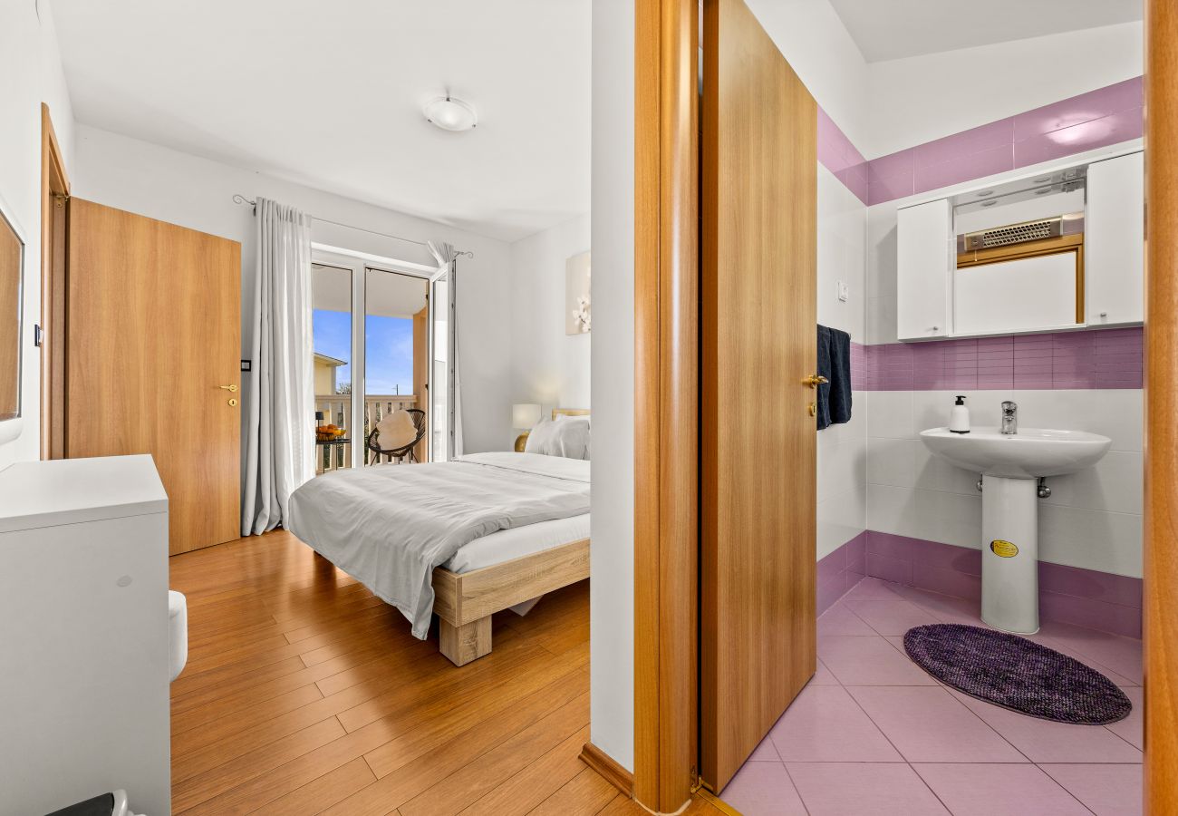 Villa a Pula - Villa Vesna for 6 persons near Pula with 32 m2 private pool, kids playground & free bikes