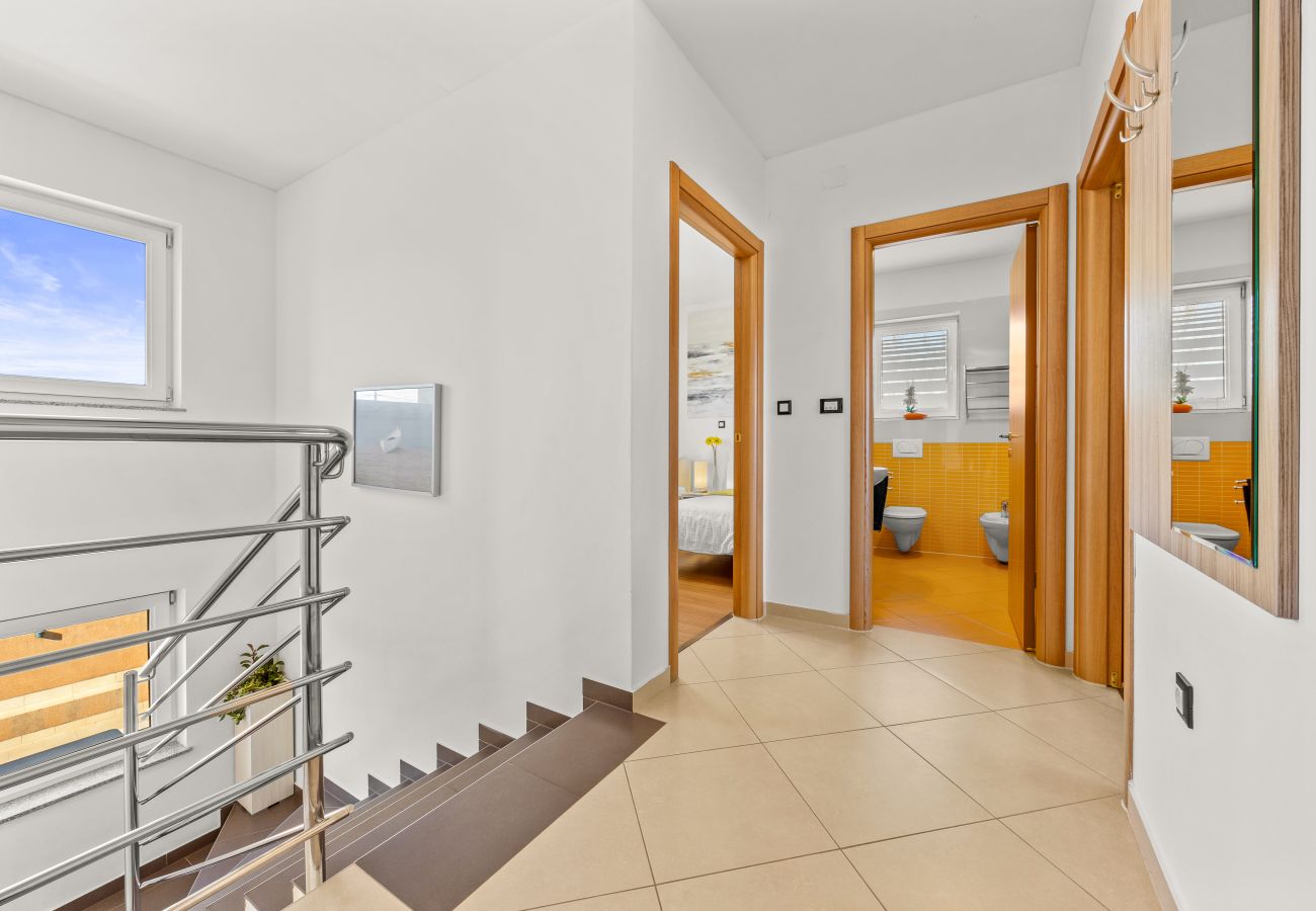 Villa a Pula - Villa Vesna for 6 persons near Pula with 32 m2 private pool, kids playground & free bikes