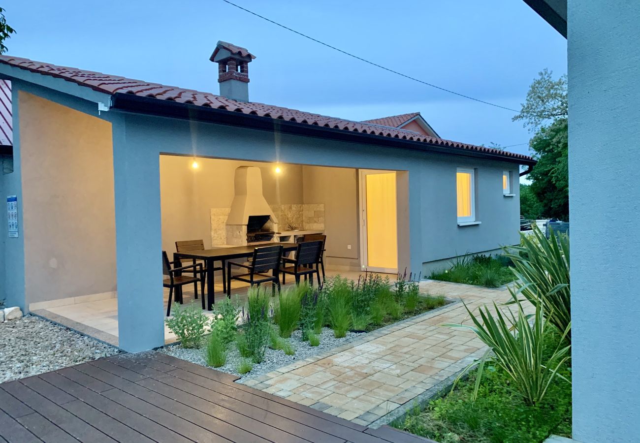 Villa a Županici - Villa Meadow for 6 persons near Labin - Rabac with 28 m2 heated pool & kids playground