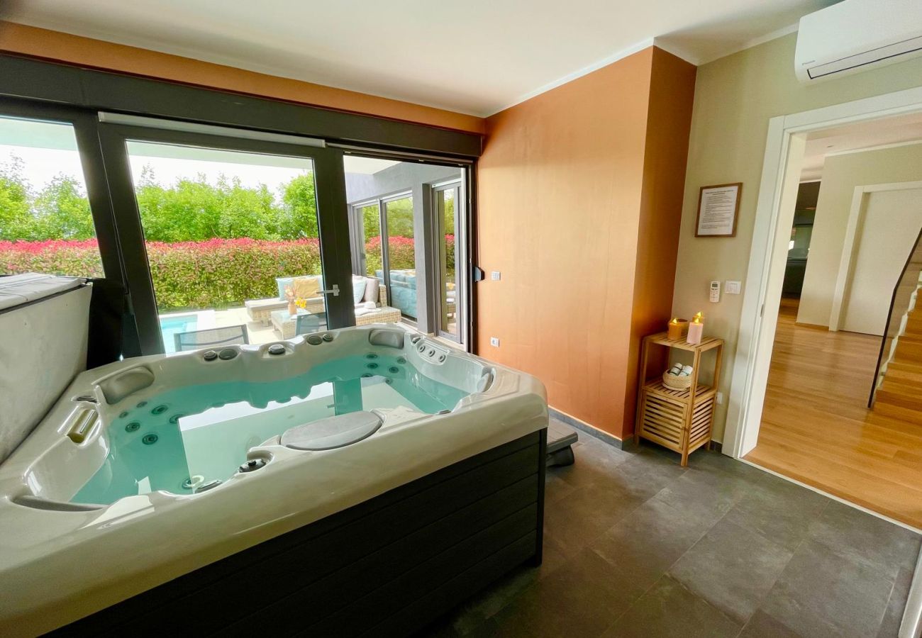 Villa a Rakalj - Villa Hedone in Rakalj for 6+2 persons with 45 m2 heated pool, wellness & recreational amenities