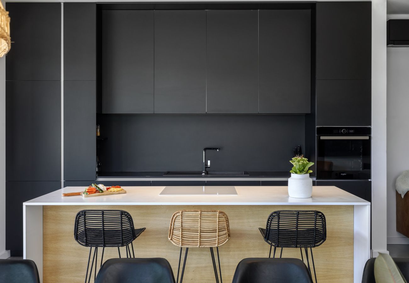 Villa a Brajkovici - Villa Ox in Central Istria for 14 persons with 56 m2 heated pool, kids playground & large garden