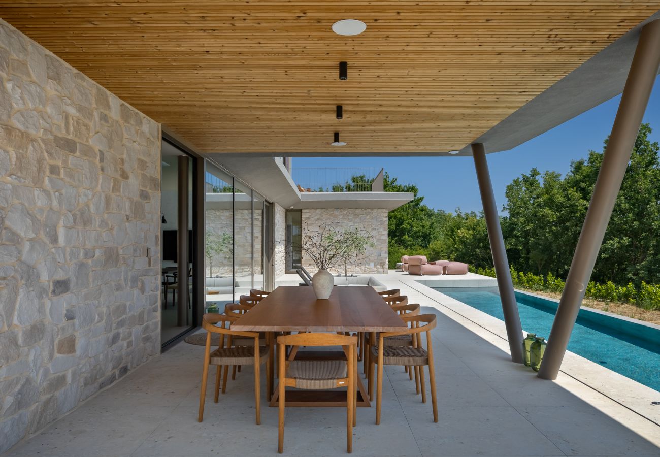 Villa a Brajkovici - Villa bOx in Central Istria for 14 persons with wellness, 54 m2 heated pool, & kids playground