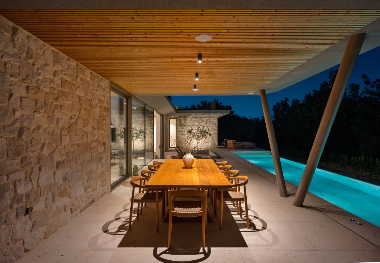 Villa a Brajkovici - Villa bOx in Central Istria for 14 persons with wellness, 54 m2 heated pool, & kids playground