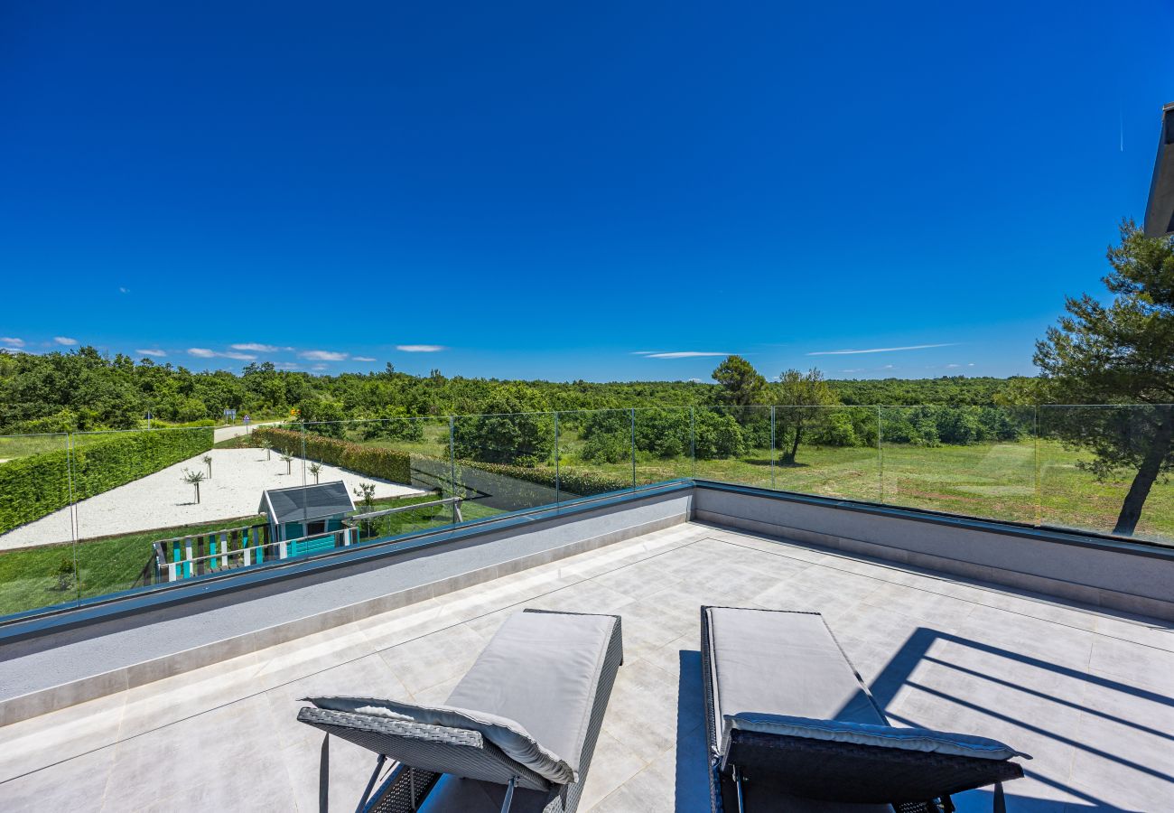 Villa a Vodnjan - Villa Infinity near Pula for 8 persons with 68 m2 private pool, sauna & kids playground