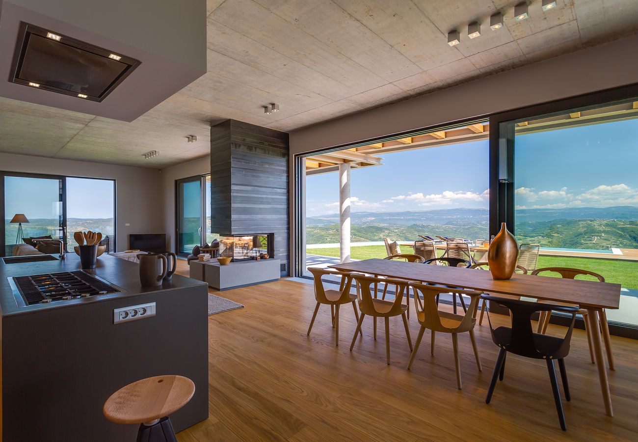 Villa a Pazin - Villa Vista Zamask for 7 persons near Motovun with 60 m2 heated pool, free bikes & panoramic view