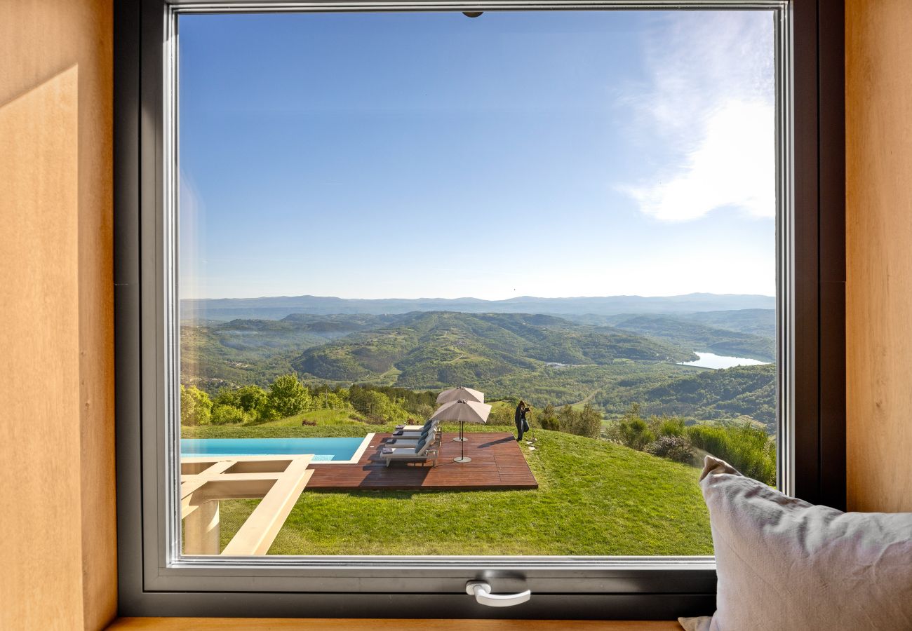 Villa a Pazin - Villa Vista Zamask for 7 persons near Motovun with 60 m2 heated pool, free bikes & panoramic view