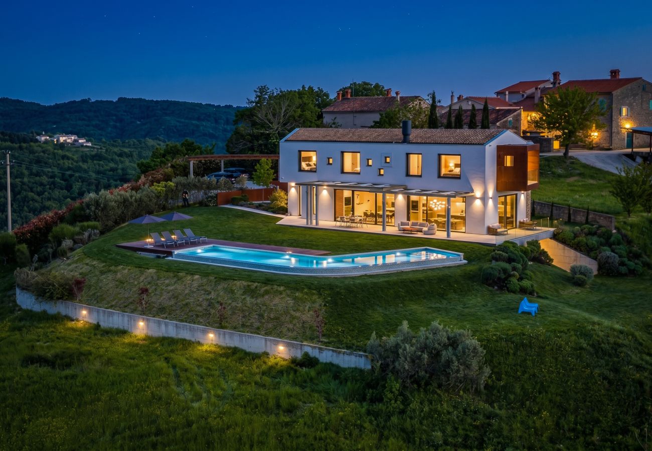 Villa a Pazin - Villa Vista Zamask for 7 persons near Motovun with 60 m2 heated pool, free bikes & panoramic view
