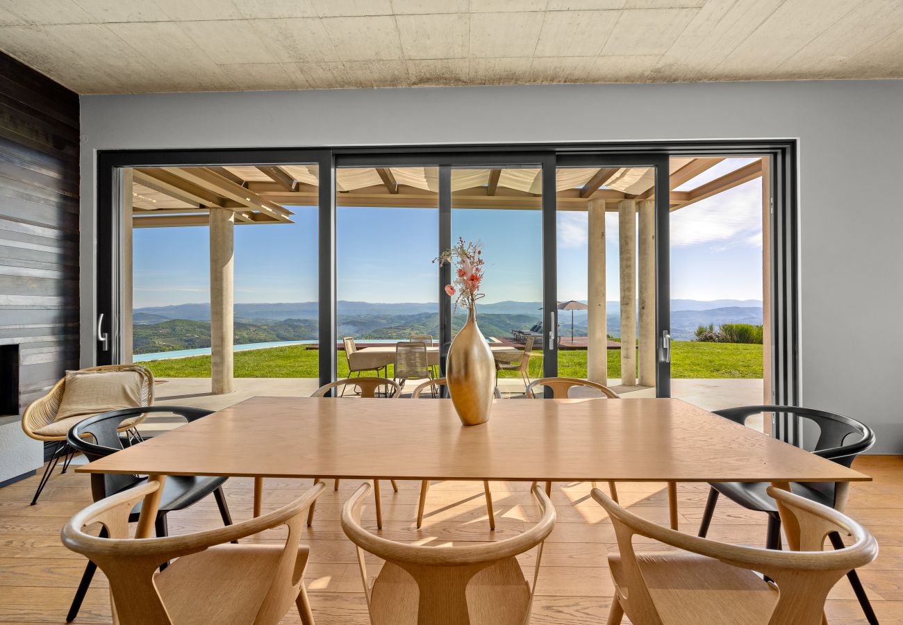 Villa a Pazin - Villa Vista Zamask for 7 persons near Motovun with 60 m2 heated pool, free bikes & panoramic view