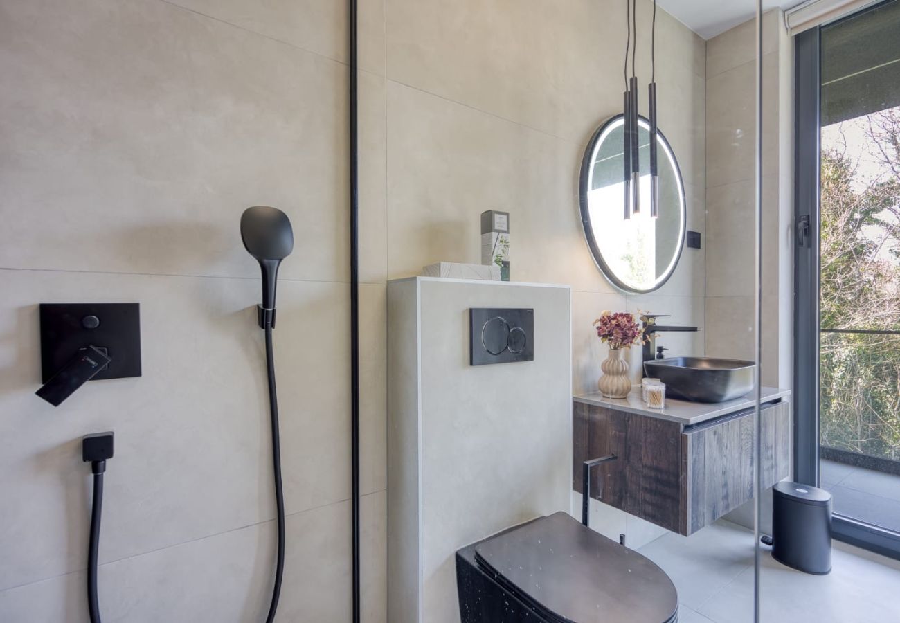 Villa a Ližnjan - Villa Asper near Medulin for 8 persons with 40 m2 private pool, sea view and only 1 km from beach