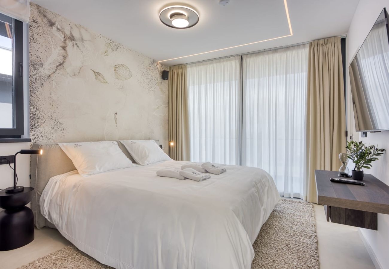 Villa a Ližnjan - Villa Asper near Medulin for 8 persons with 40 m2 private pool, sea view and only 1 km from beach